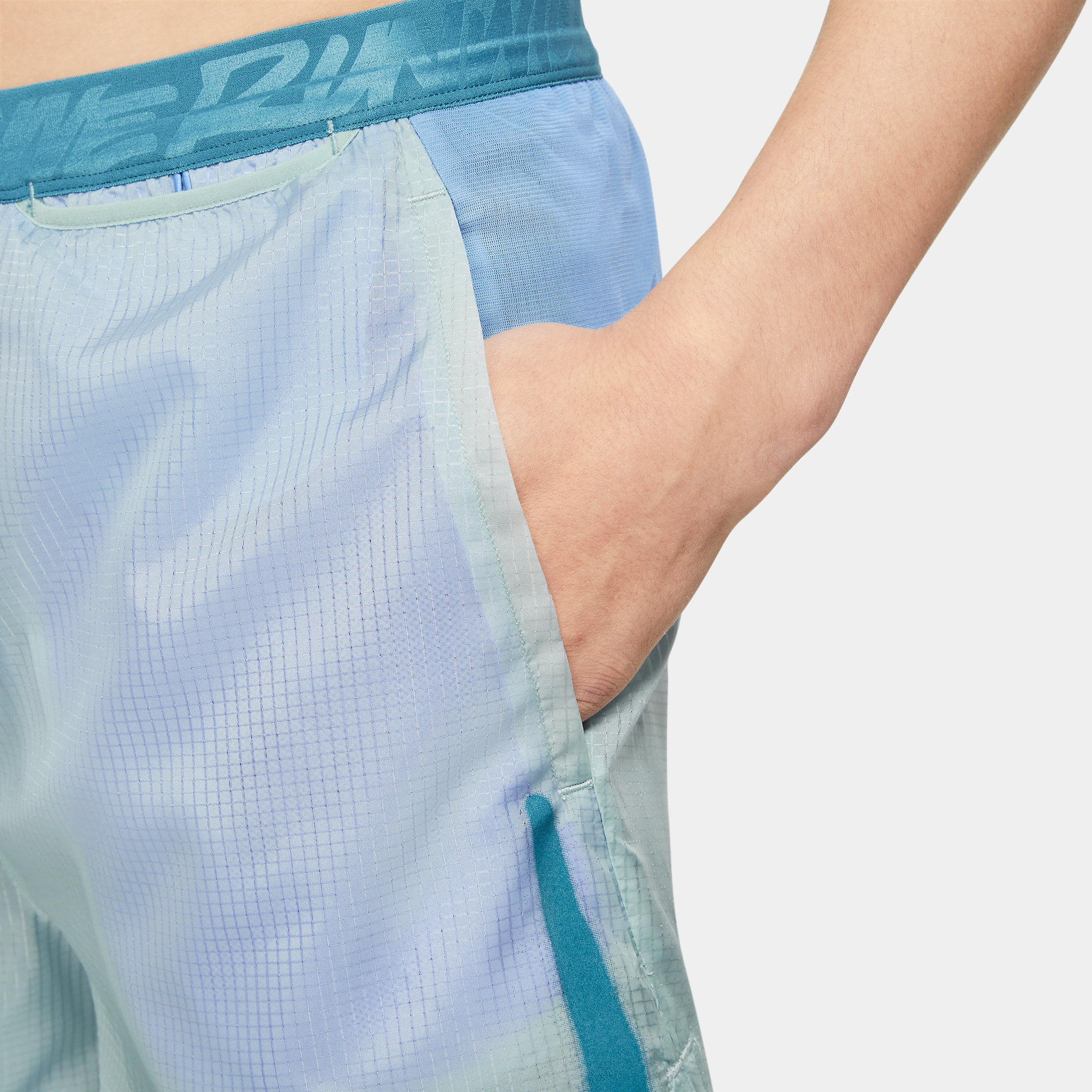 Nike M Nk Df Wld Rn Flx Strd 72In1 Pantaloneta azul de hombre para correr