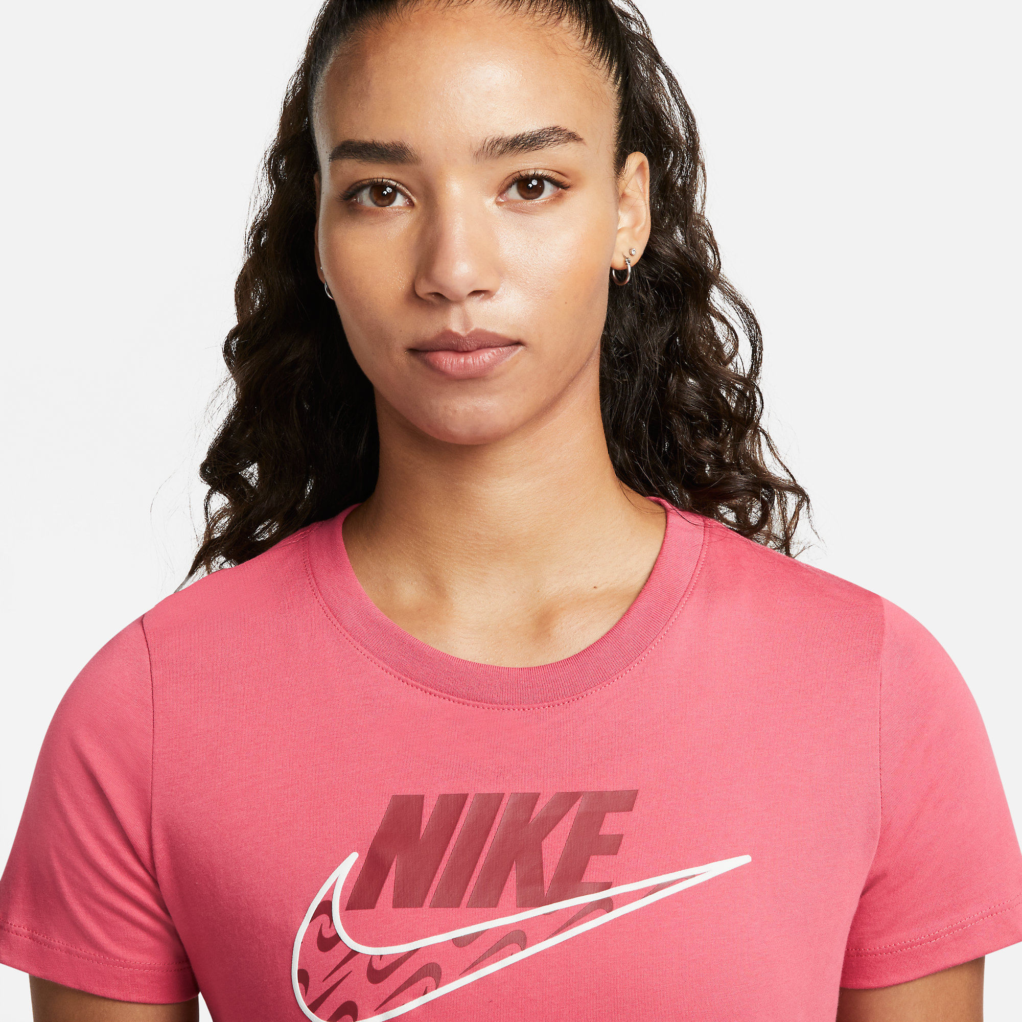 Nike W Nsw Tee Icon Clash Camiseta Manga Corta rosado de mujer lifestyle