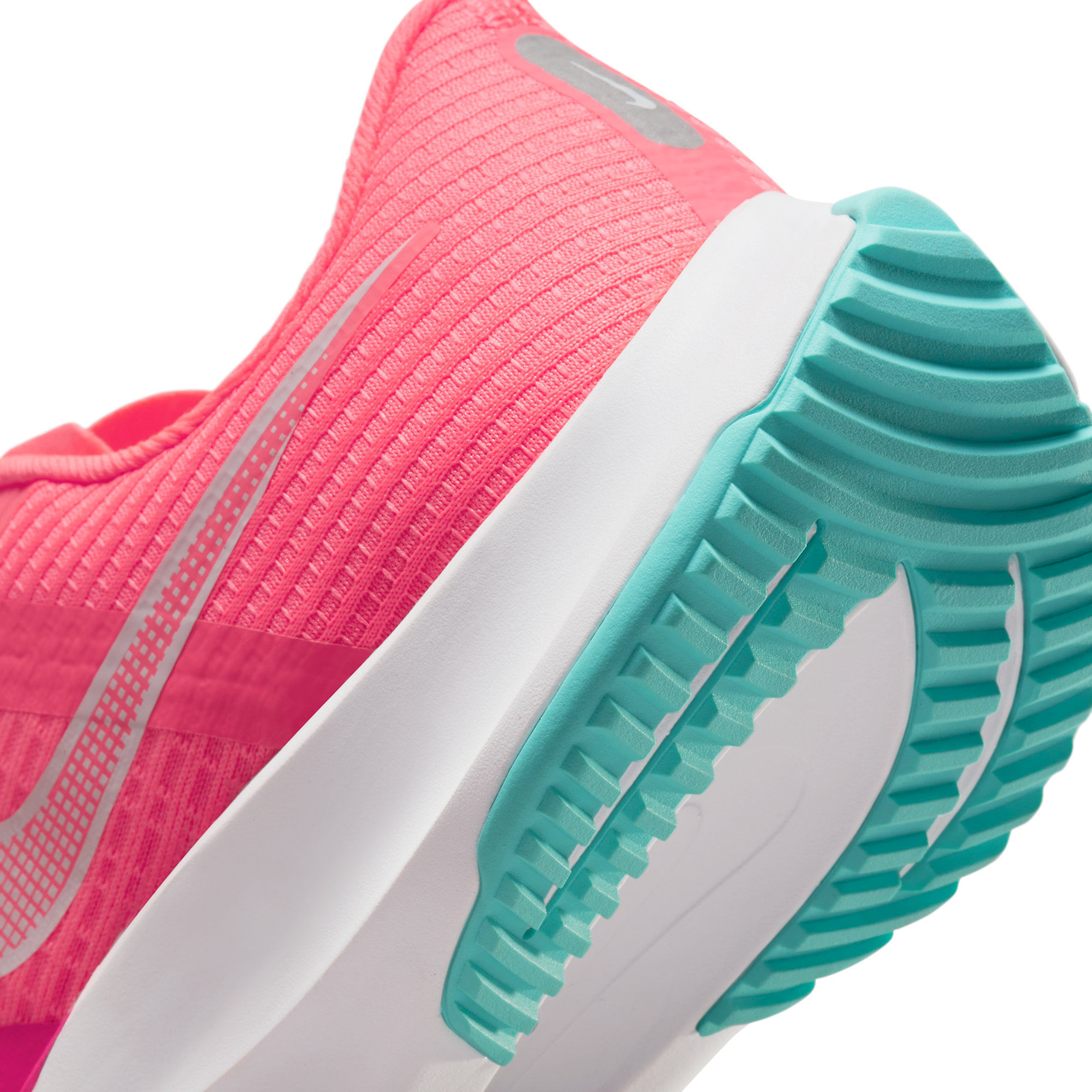 Nike Wmns Air Zoom Rival Fly 3 Tenis rojo de mujer para correr