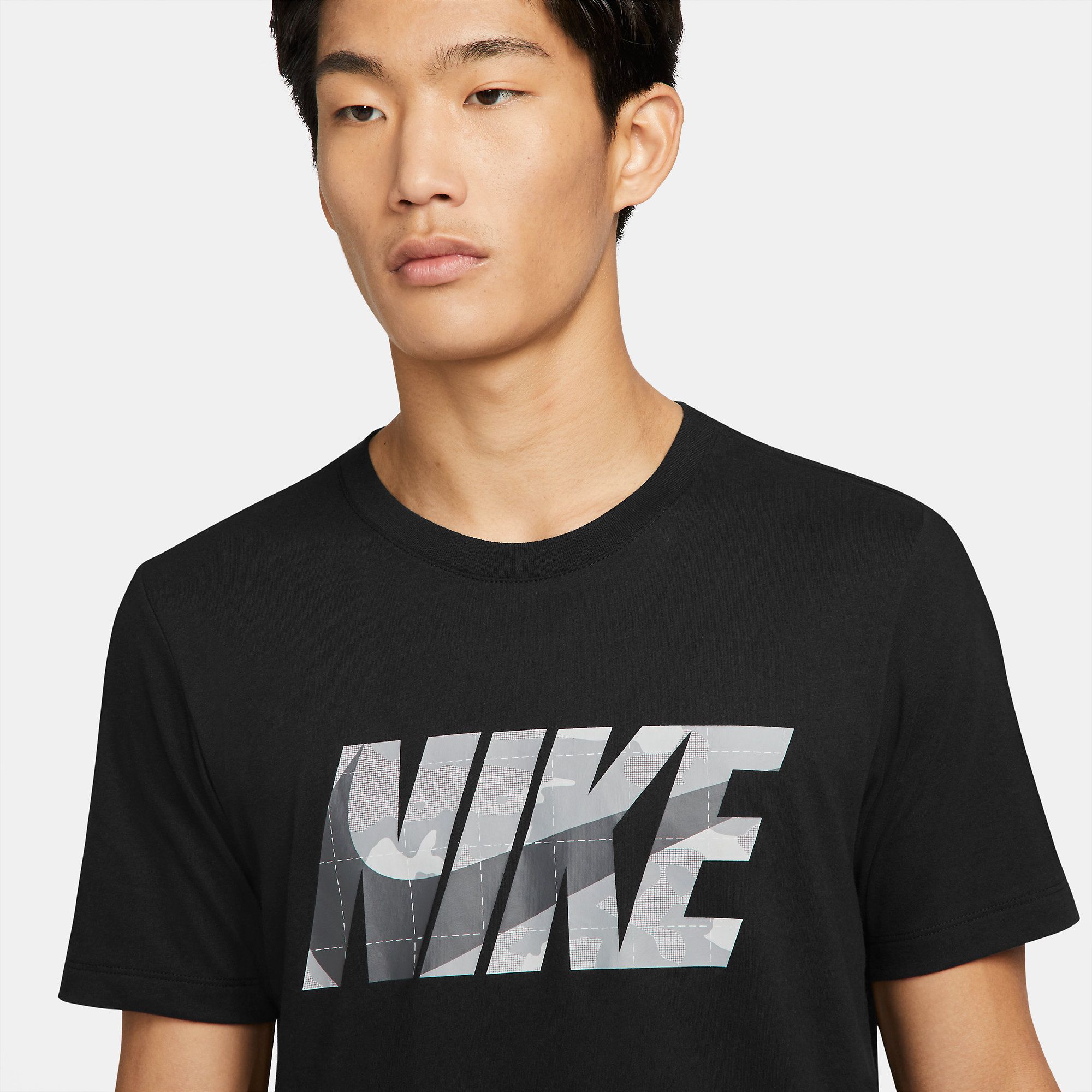 Nike M Nk Df Tee Camo Gfx Camiseta Manga Corta negro de hombre para entrenamiento