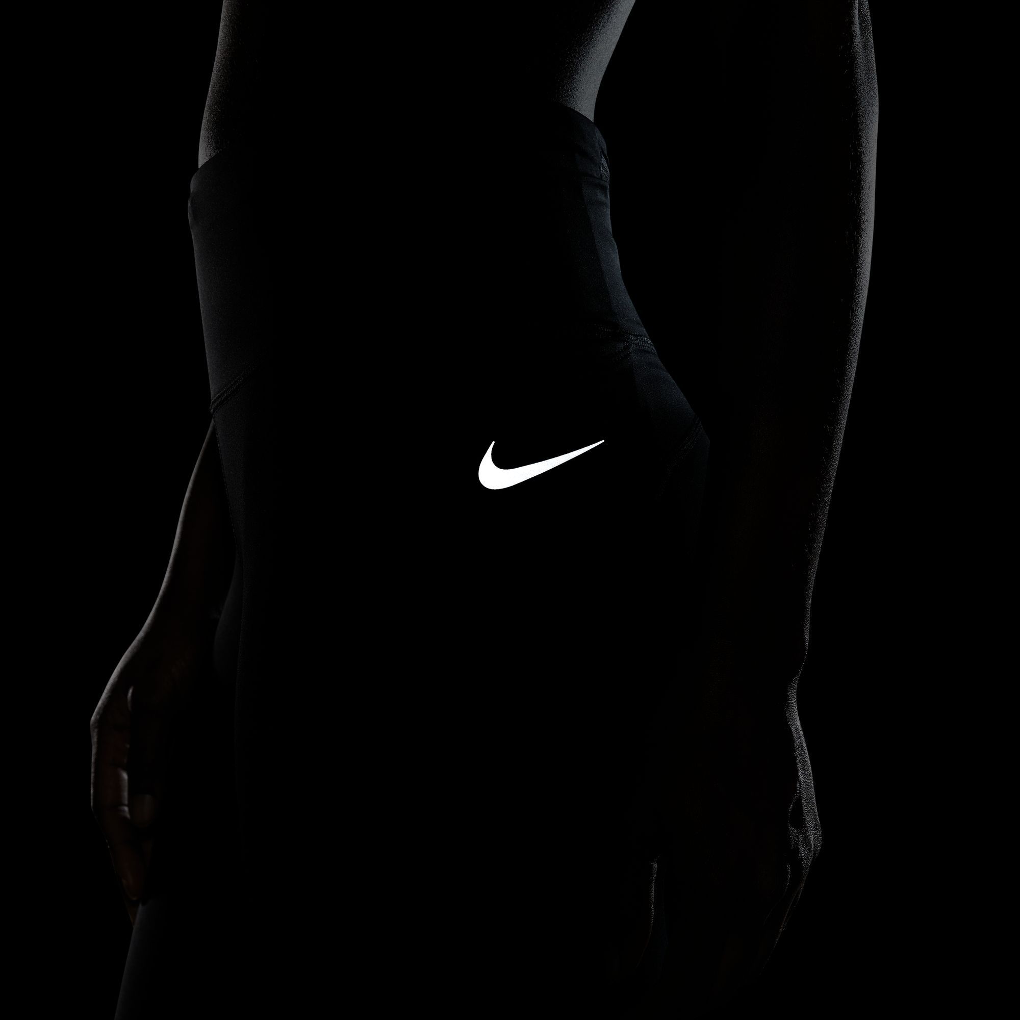 Nike W Nk Df Fast Crop Capri negro de mujer para correr
