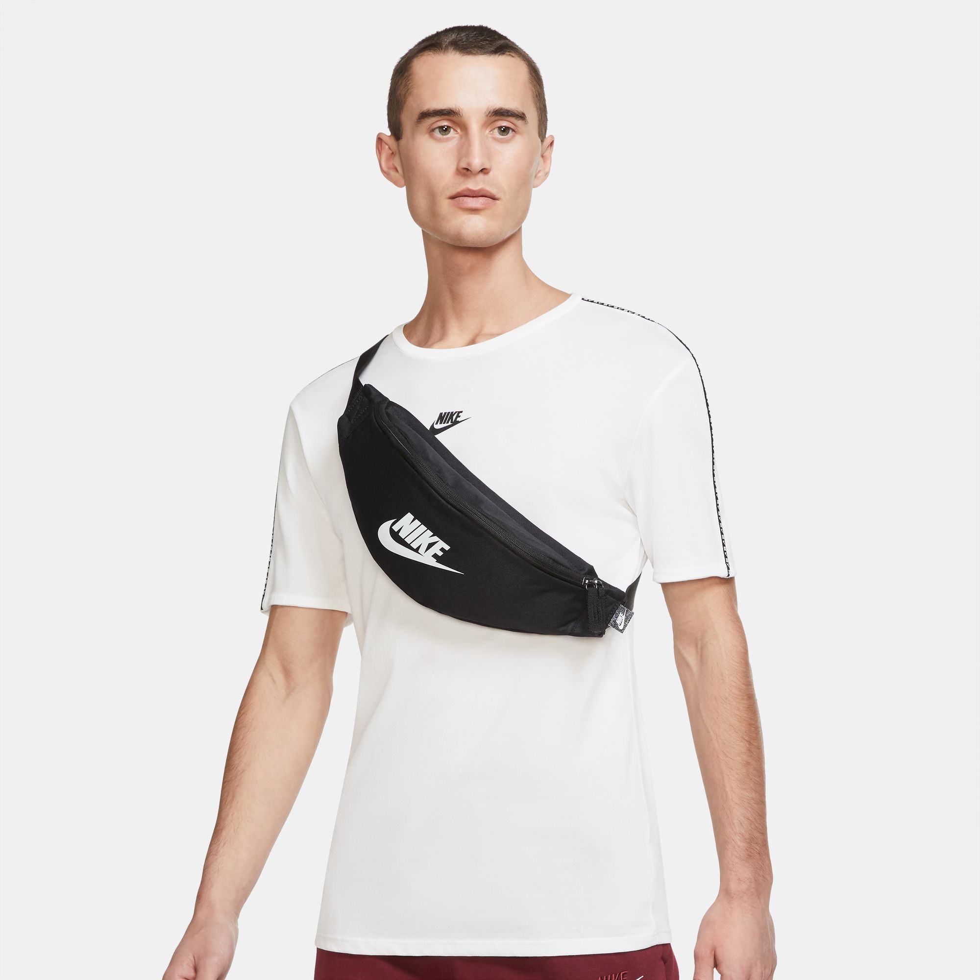 Nk Heritage Waistpack - Fa21 Canguro de hombre lifestyle marca Nike