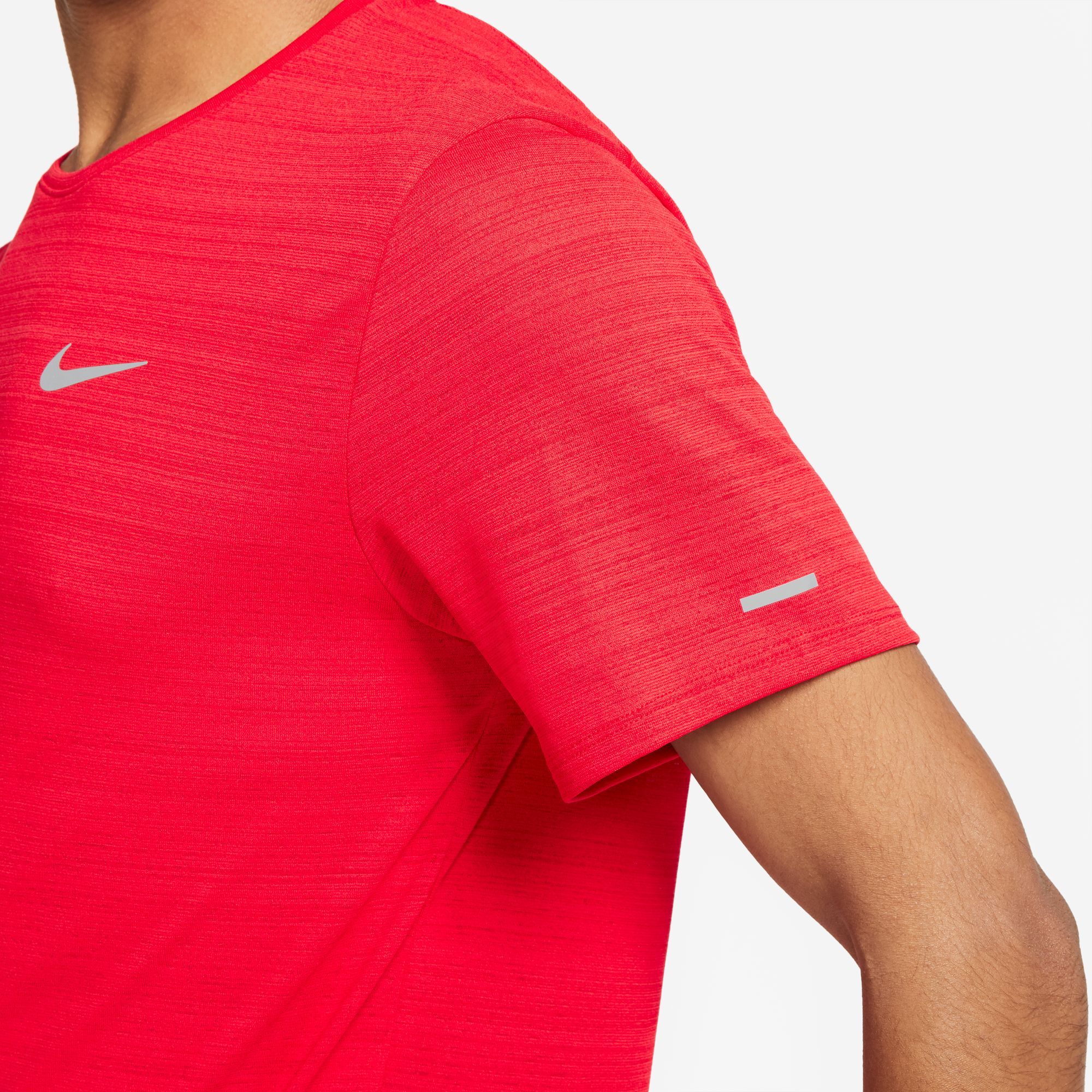 Nike M Nk Df Miler Top Ss Camiseta Manga Corta rojo de hombre para correr