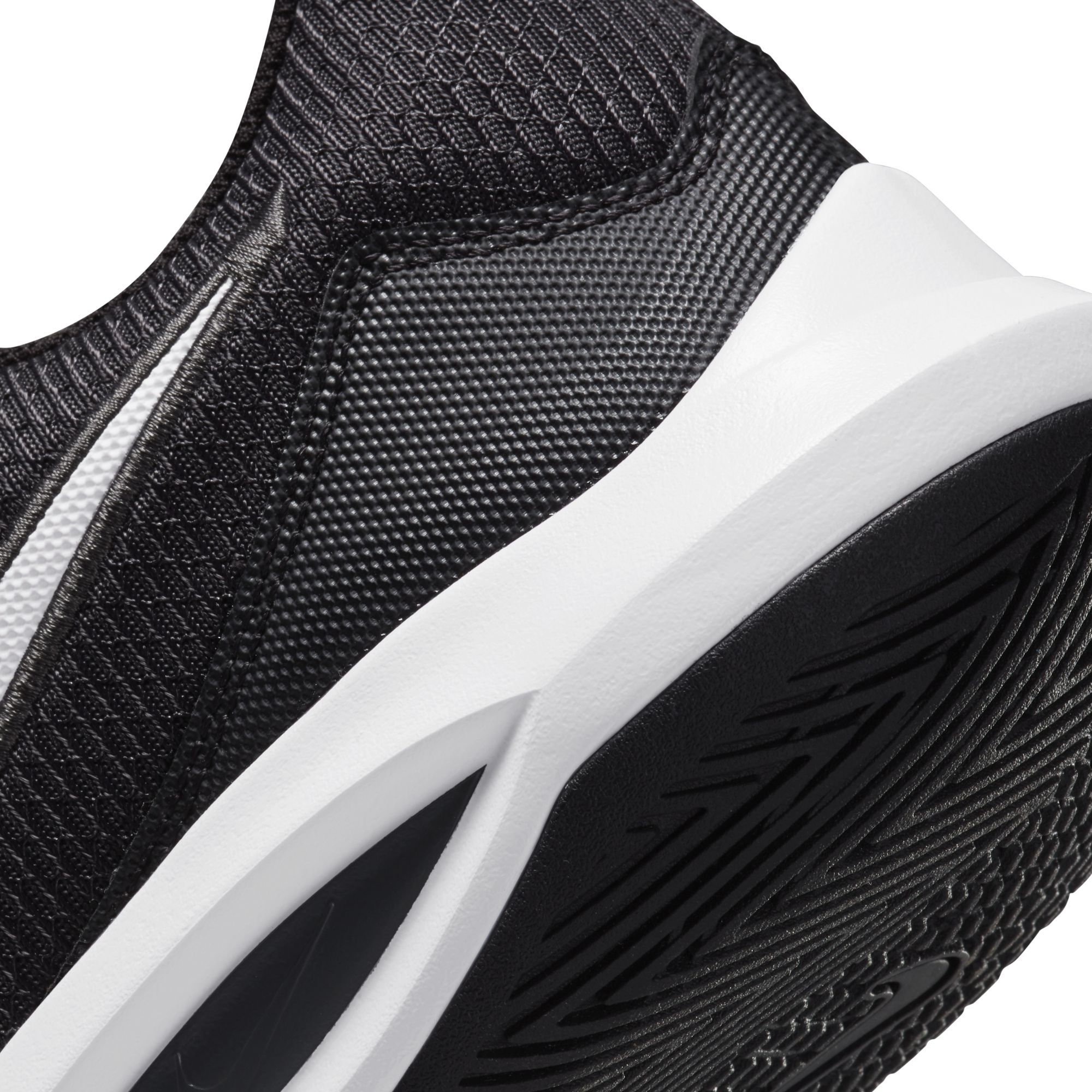Nike Precision V Tenis negro de hombre para baloncesto
