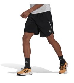 Pantaloneta-adidas-para-hombre-D4R-Short-Men-para-correr-color-negro.-Frente-Sobre-Modelo