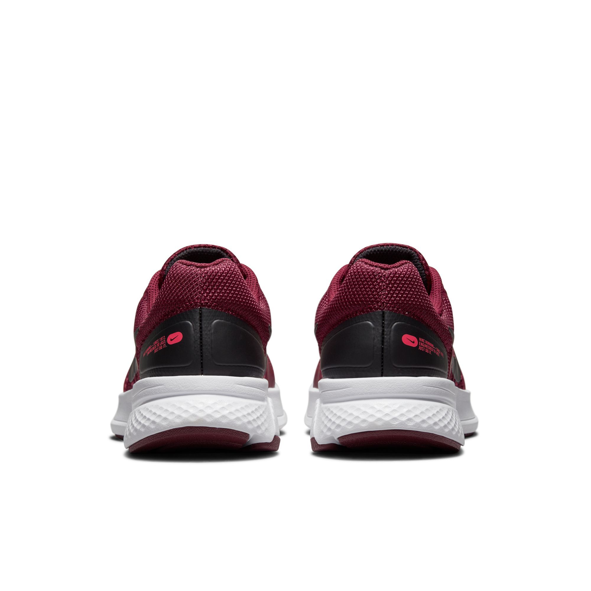 Nike W Nike Run Swift 2 Tenis rojo de mujer para correr