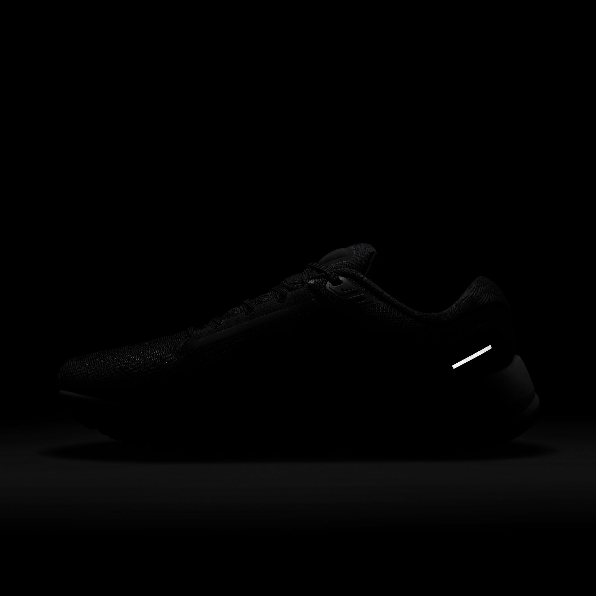 Nike Air Zoom Structure 24 Tenis negro de hombre para correr