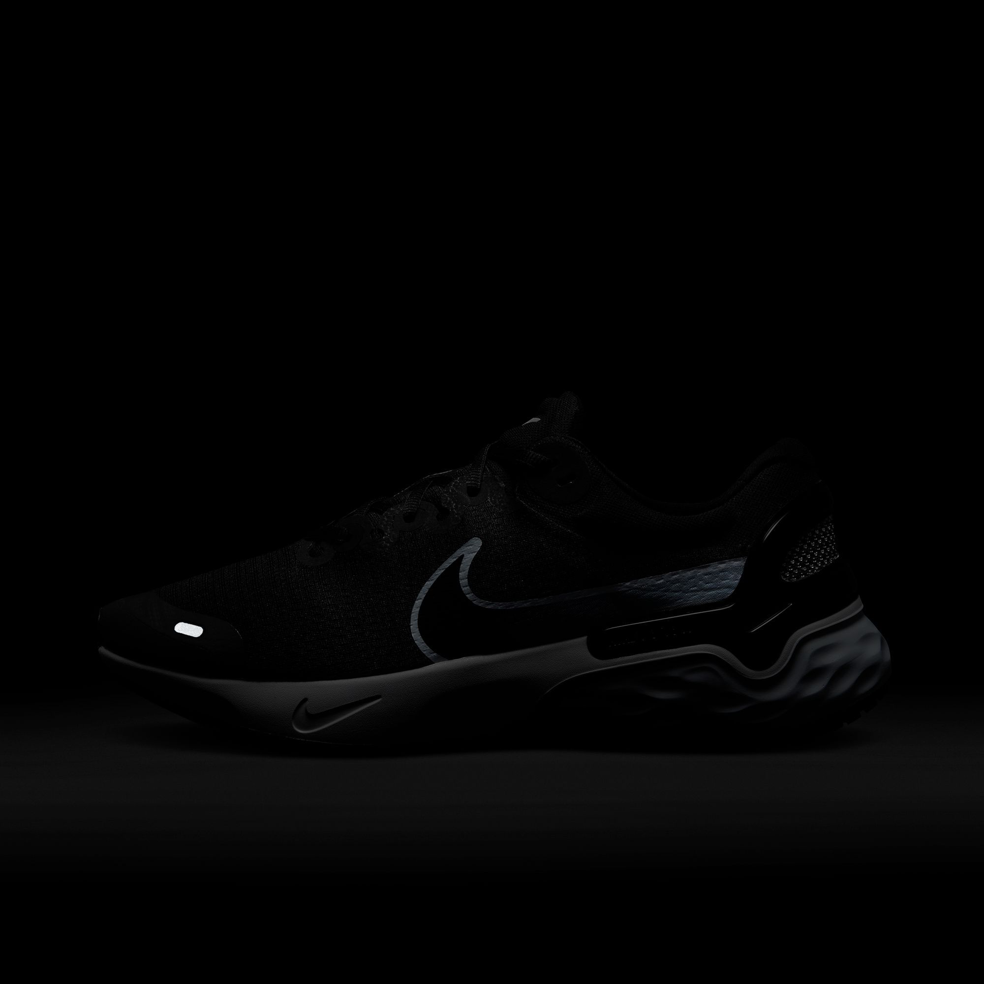 Nike Renew Run 3 Tenis negro de hombre para correr