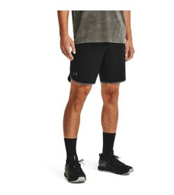 Pantaloneta-under-armour-para-hombre-Ua-Hiit-Woven-Shorts-para-entrenamiento-color-negro.-Frente-Sobre-Modelo