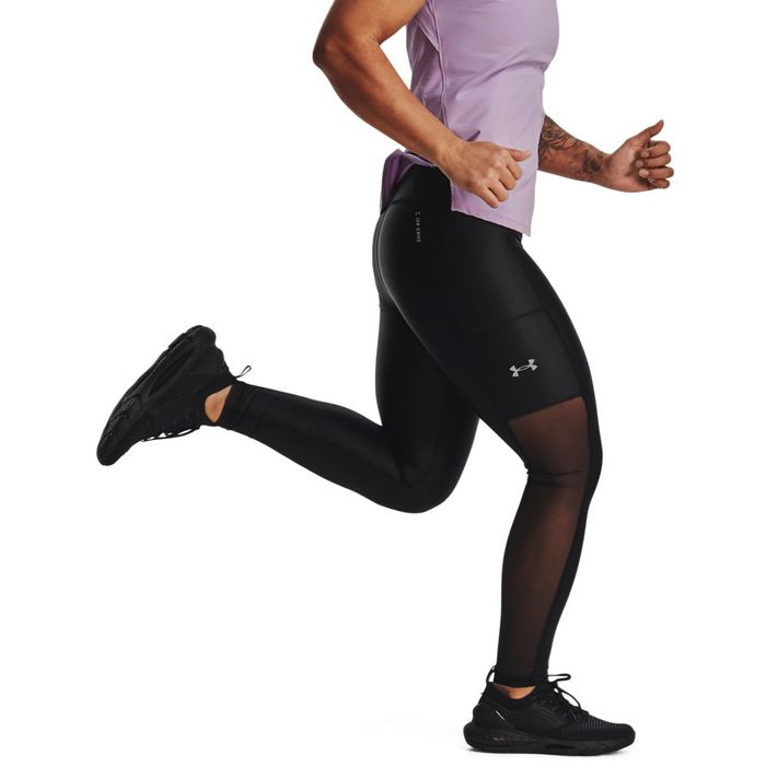 Licra-under-armour-para-mujer-Ua-Iso-Chill-Run-Ankle-Tight-para-correr-color-negro.-Frente-Sobre-Modelo