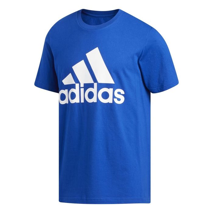 Camiseta-Manga-Corta-adidas-para-hombre-Basic-Bos-Tee-para-moda-color-azul.-Frente-Sin-Modelo