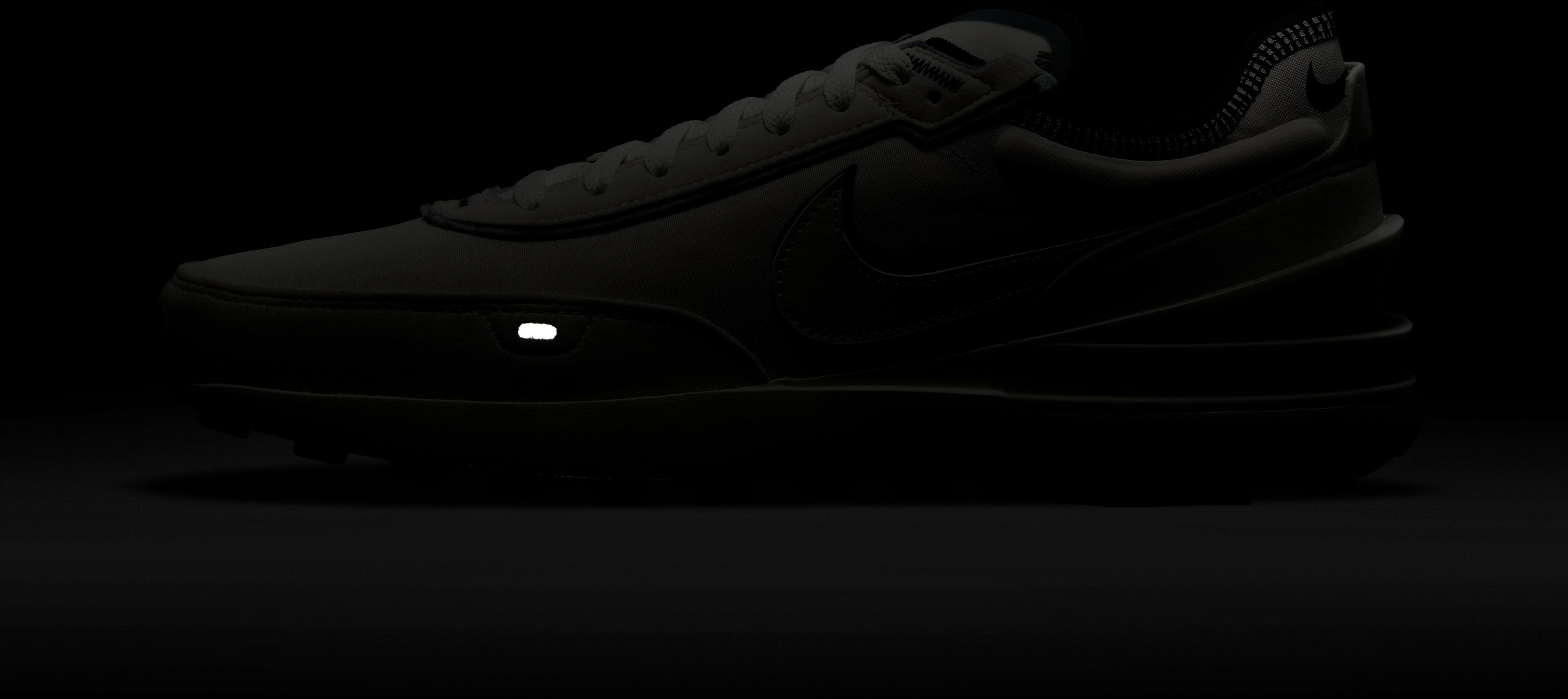 Nike Waffle One Se Fiber Tenis beige de hombre lifestyle