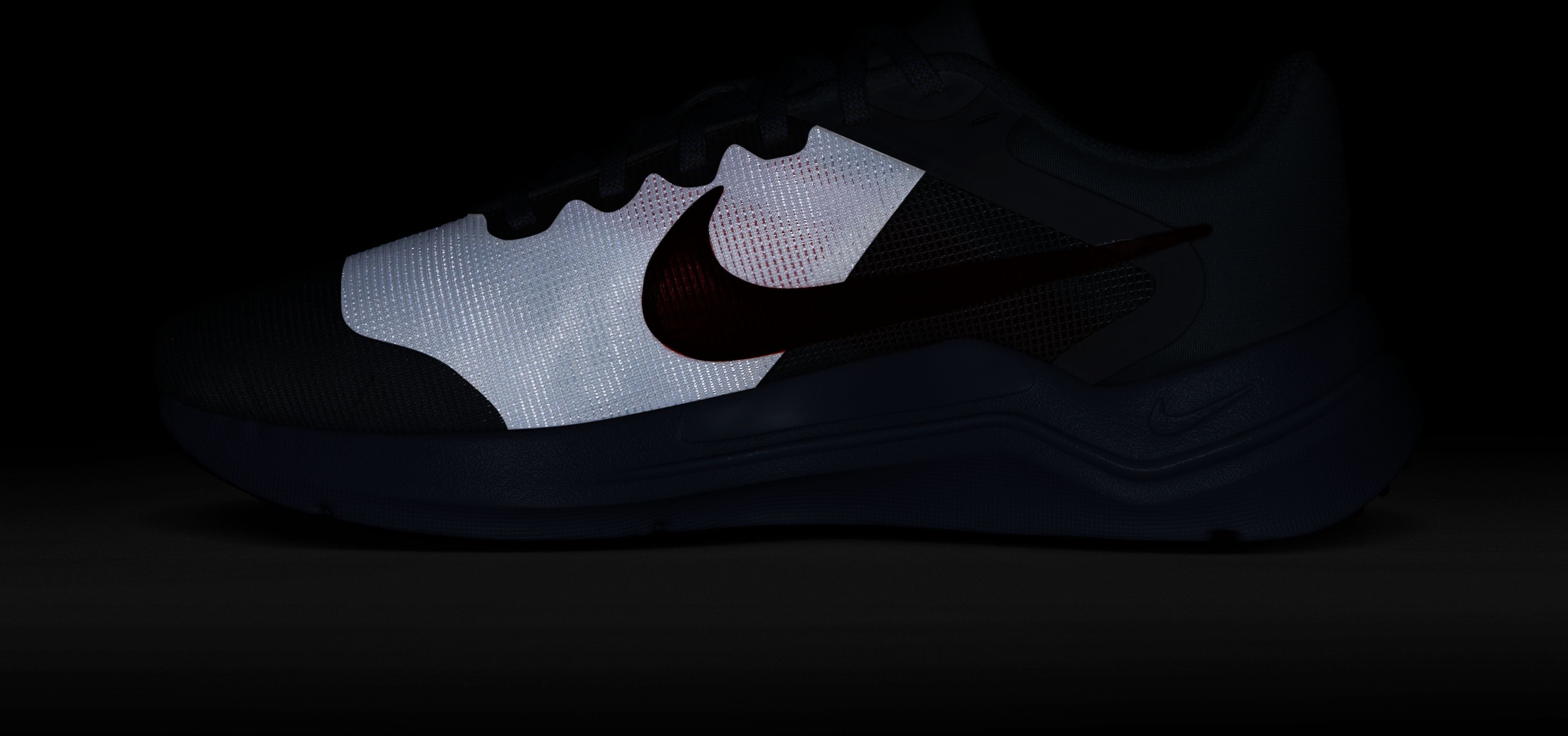 Nike W Nike Downshifter 12 Tenis blanco de mujer para correr