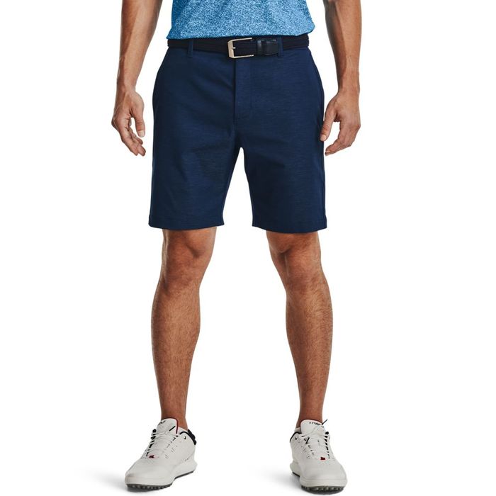 Pantaloneta-under-armour-para-hombre-Ua-Iso-Chill-Airvent-Short-para-golf-color-azul.-Frente-Sobre-Modelo