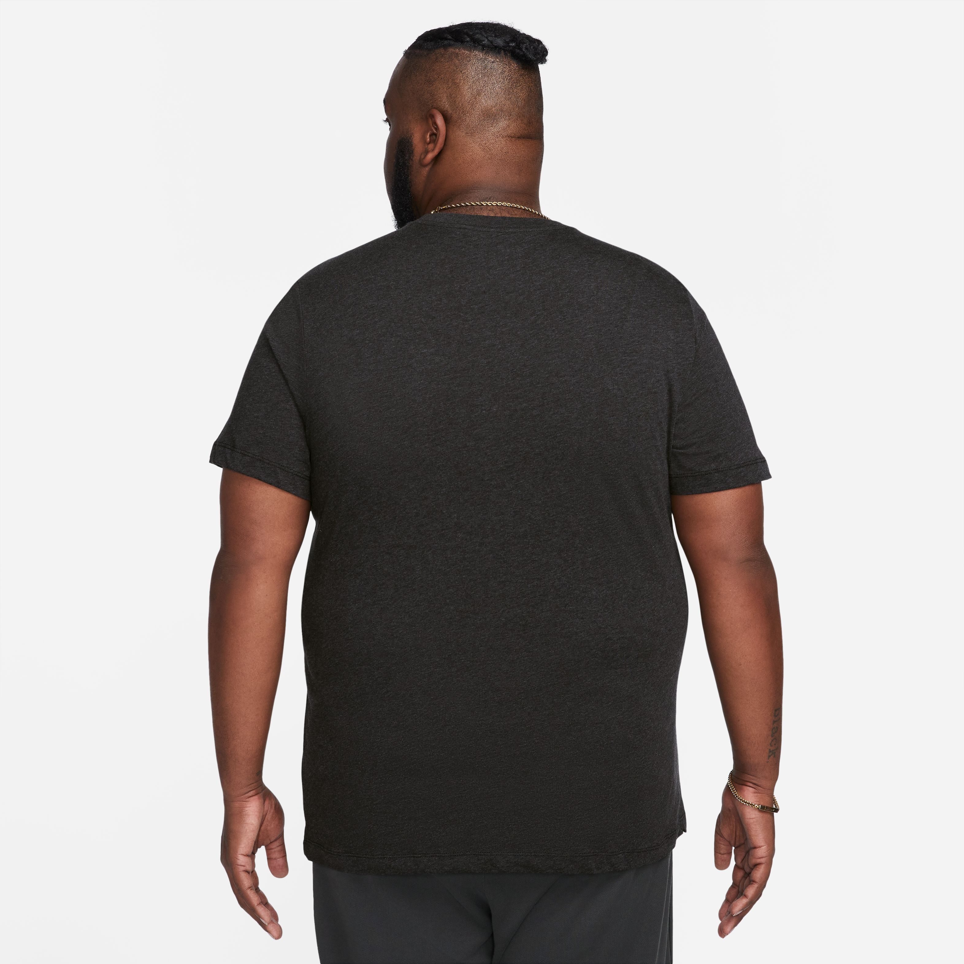 Nike M Nsw Club Tee Sust Camiseta Manga Corta negro de hombre lifestyle