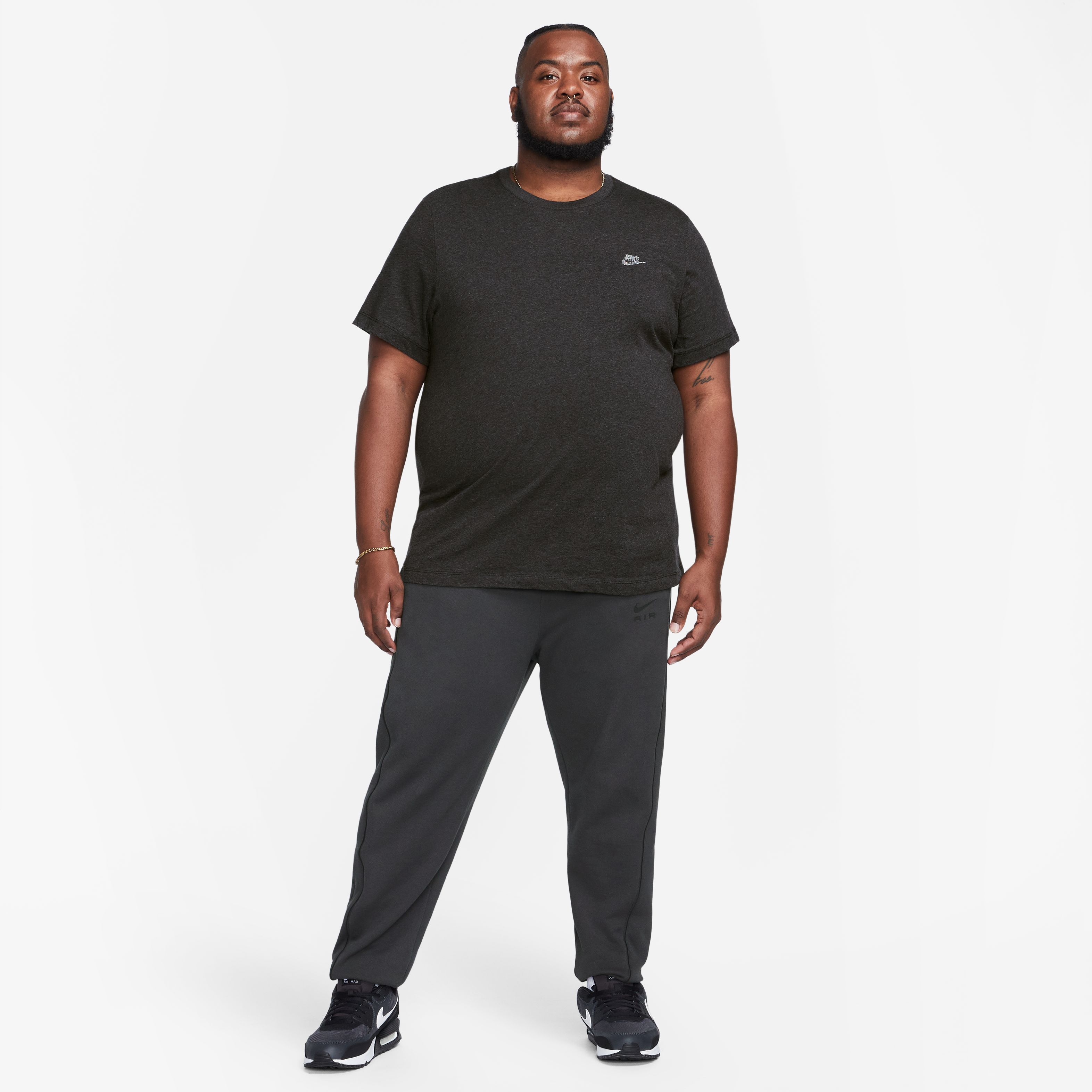 Nike M Nsw Club Tee Sust Camiseta Manga Corta negro de hombre lifestyle