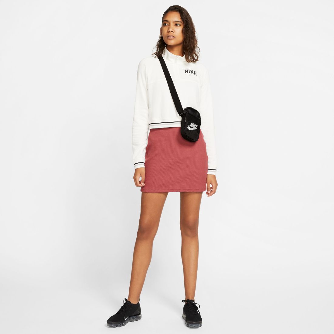 Nike Nk Heritage S Crossbody Bolso negro de hombre lifestyle