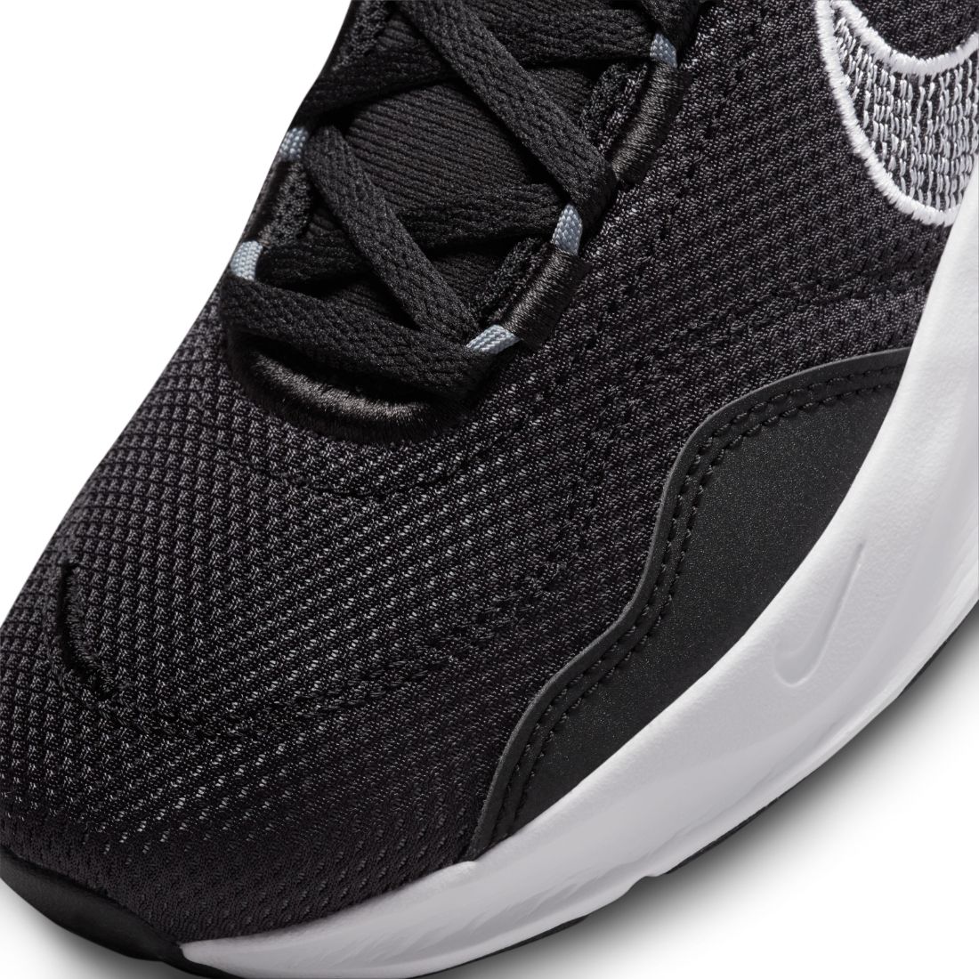 Nike W Nike Legend Essential 3 Tenis negro de mujer para entrenamiento
