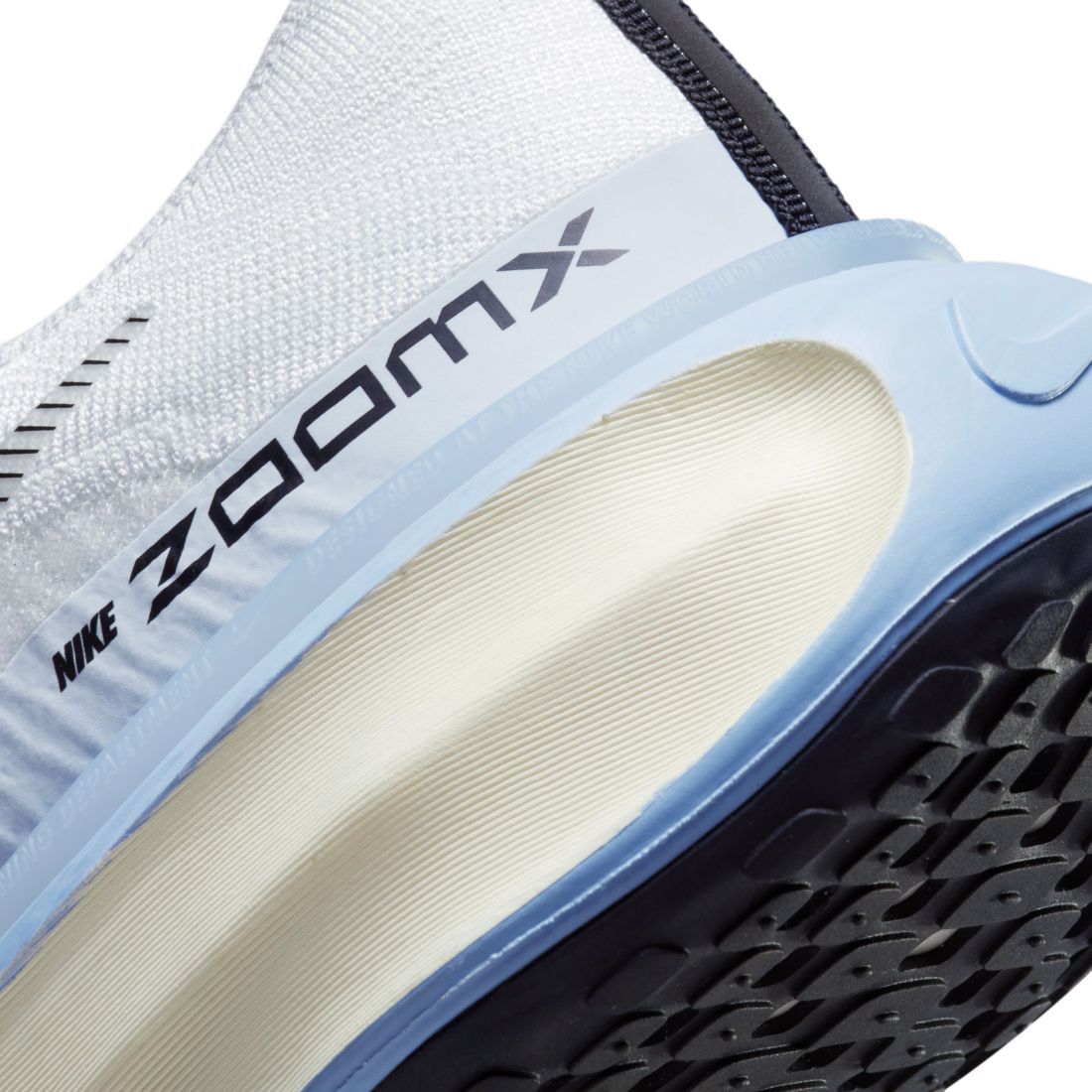 Nike Zoomx Invincible Run Fk 3 Tenis blanco de hombre para correr