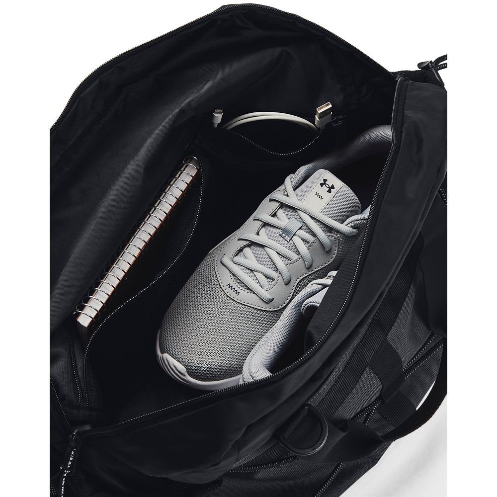 UA Project Rock Gym Bag Sm Maletín negro de hombre para entrenamiento