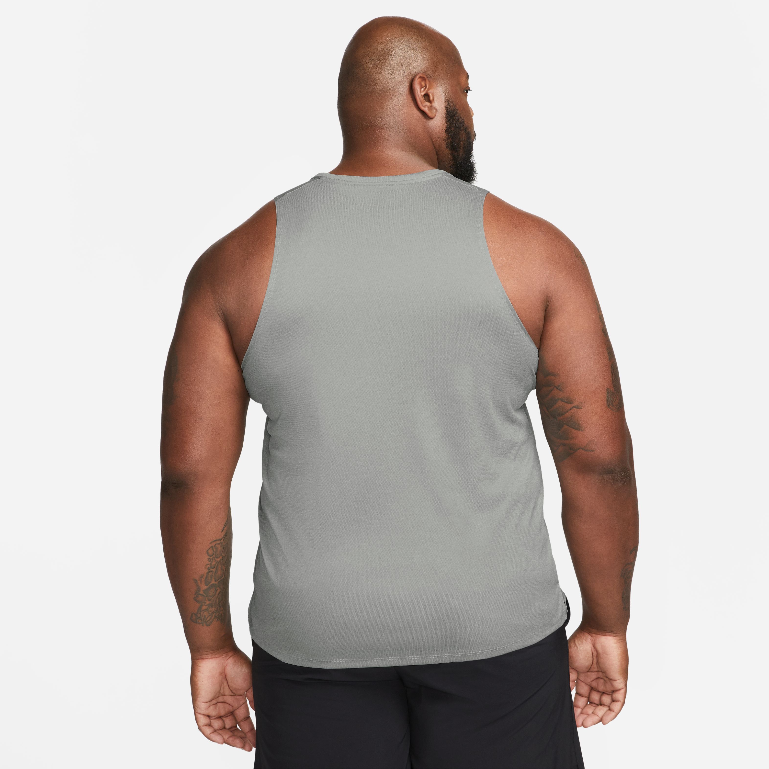 Nike M Nk Df Miler Tank Camiseta Manga Sisa gris de hombre para correr