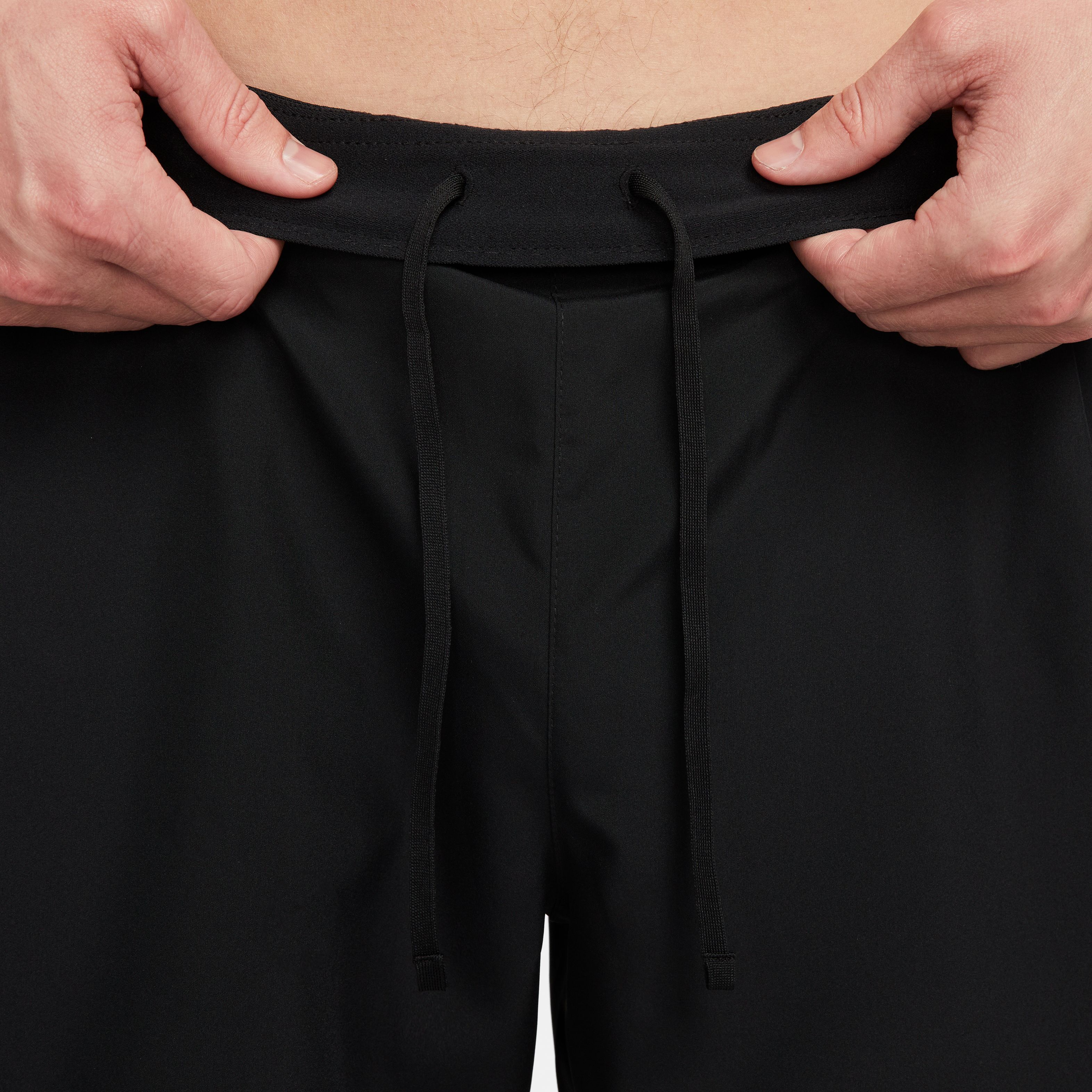 Nike M Nk Df Challenger Short 7Bf Pantaloneta negro de hombre para correr