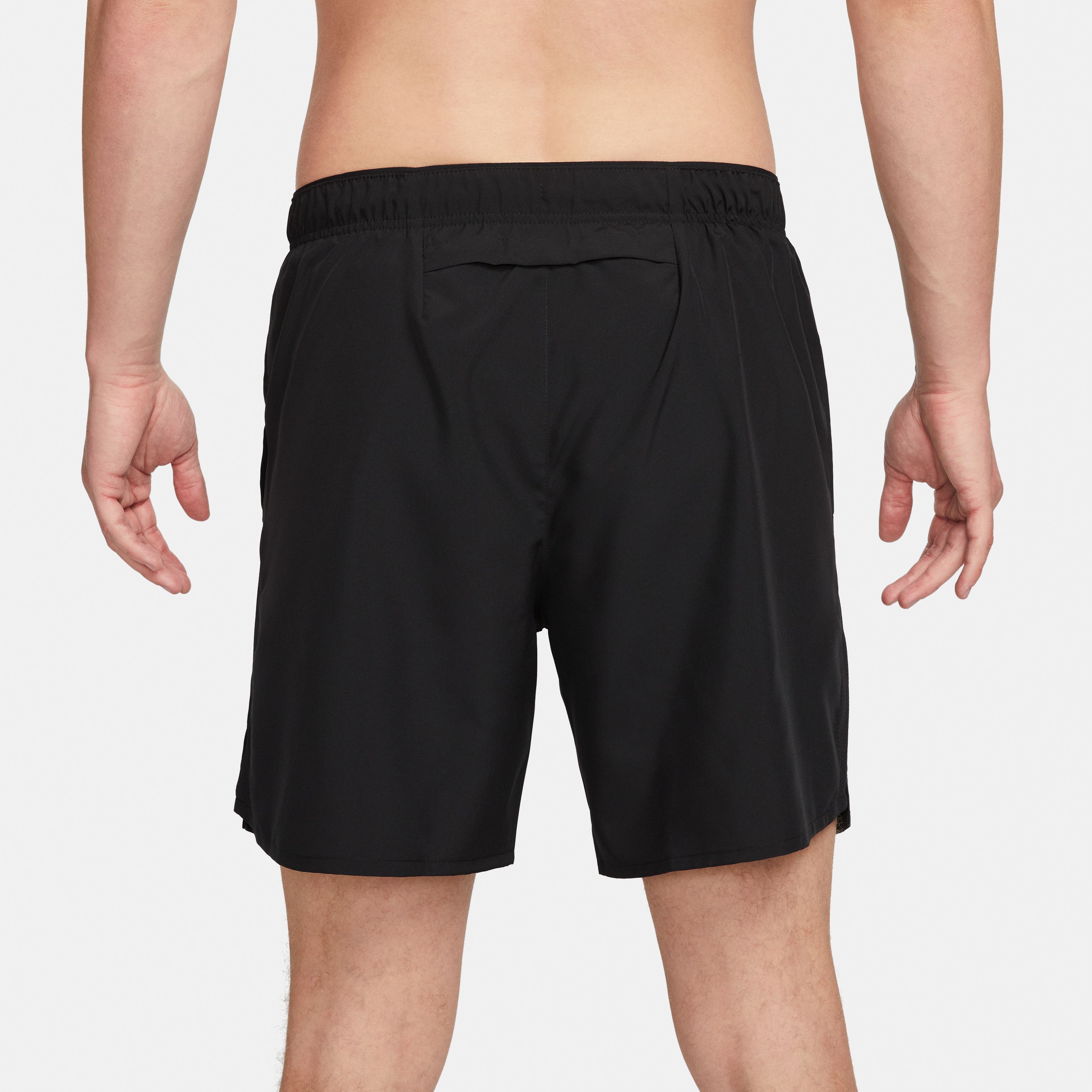 Nike M Nk Df Challenger Short 7Bf Pantaloneta negro de hombre para correr