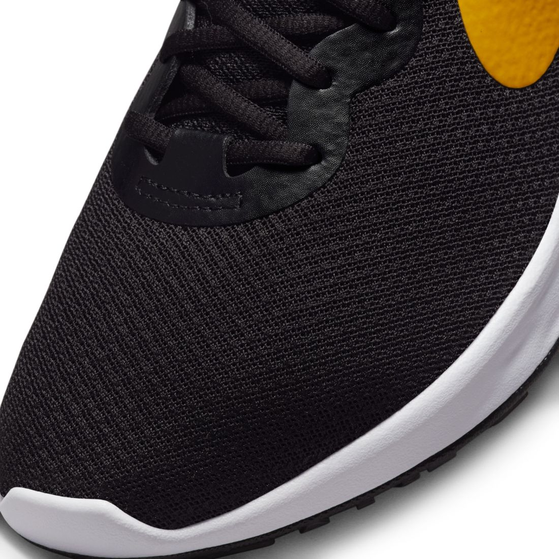 Nike Revolution 6 Tenis negro de hombre para correr