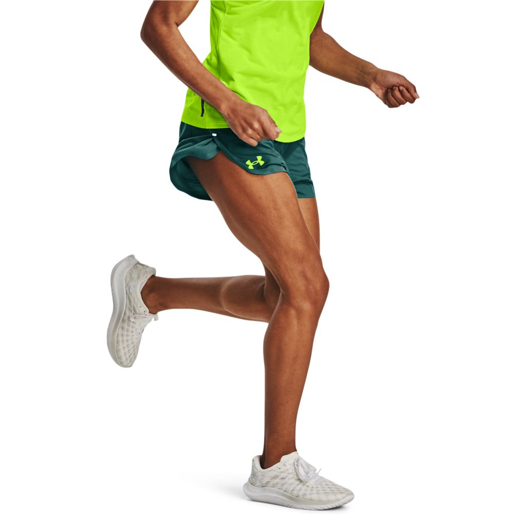 UA Lighter Than Air Short Pantaloneta verde de mujer para correr