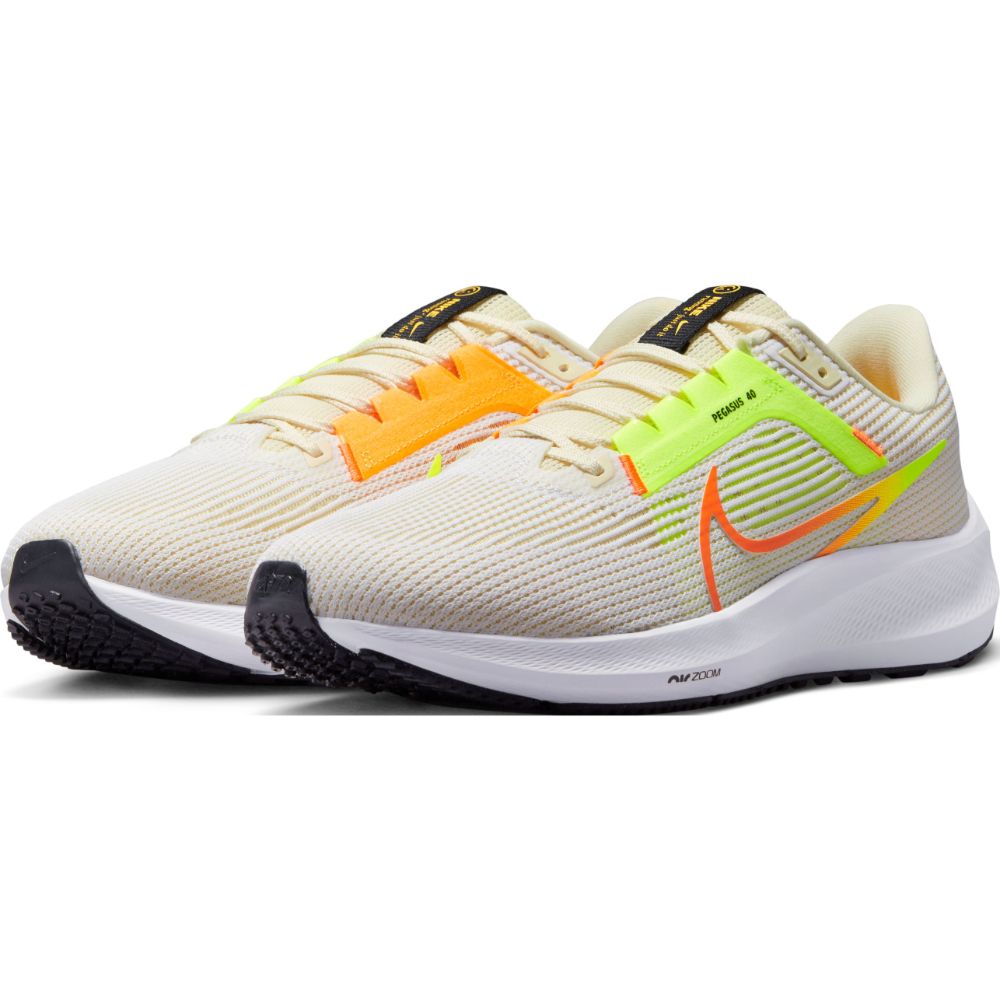 Nike Air Zoom Pegasus 40 Tenis blanco de hombre para correr
