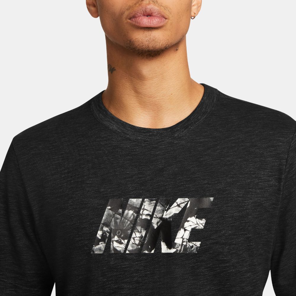 Nike M Nk Df Tee Slub Fa Gfx Camiseta Manga Corta negro de hombre para entrenamiento