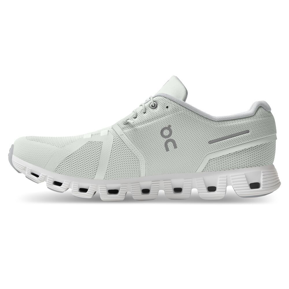 On Cloud 5 Tenis blanco de hombre lifestyle