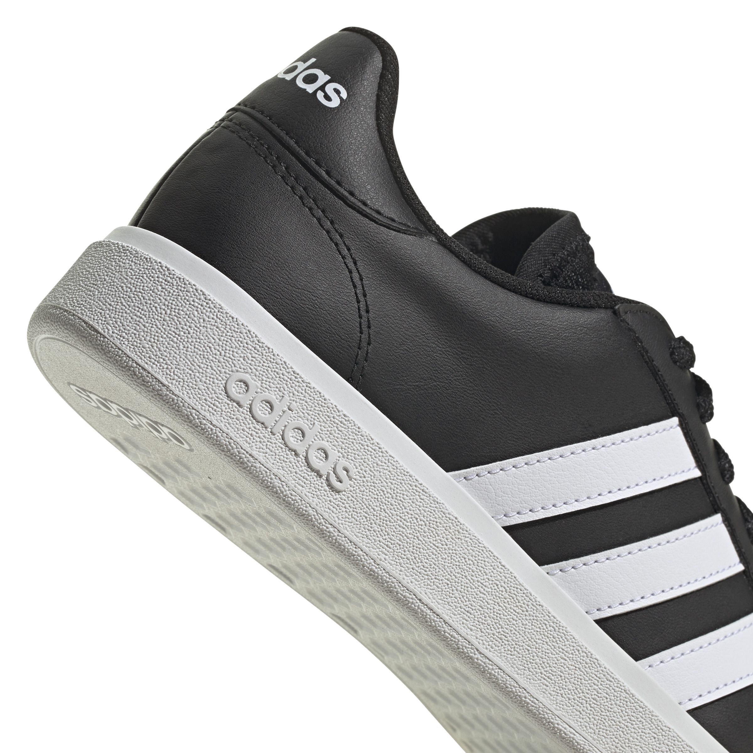Adidas Tenis Adidas Grand Court Td Lifestyle Co negro de mujer lifestyle