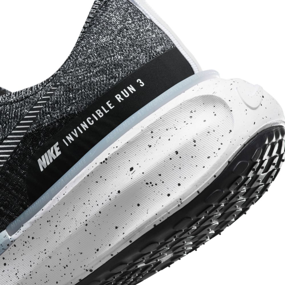 Nike Zoomx Invincible Run Fk 3 Tenis negro de hombre para correr