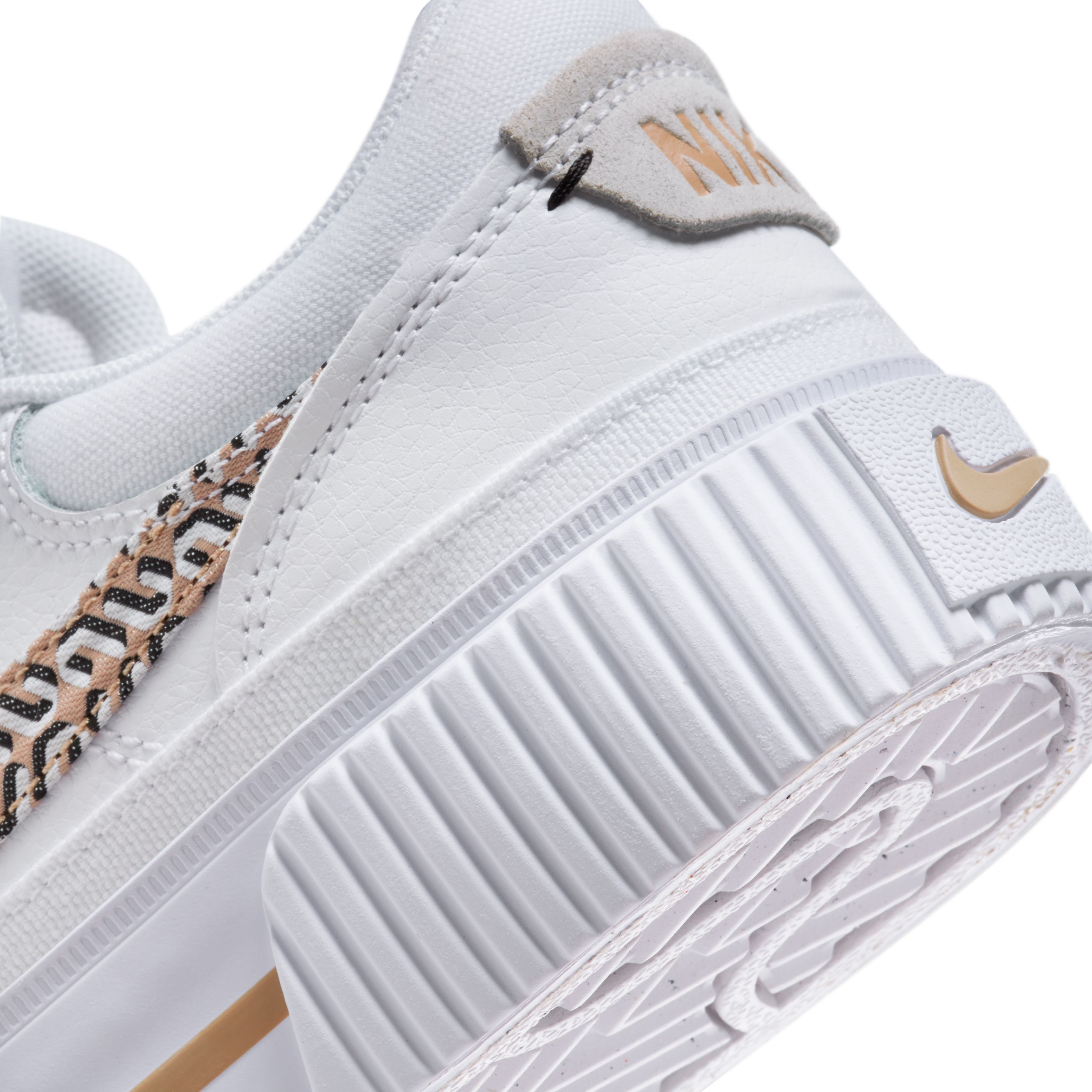 Nike Wmns Court Legacy Lift Nu Tenis blanco de mujer lifestyle
