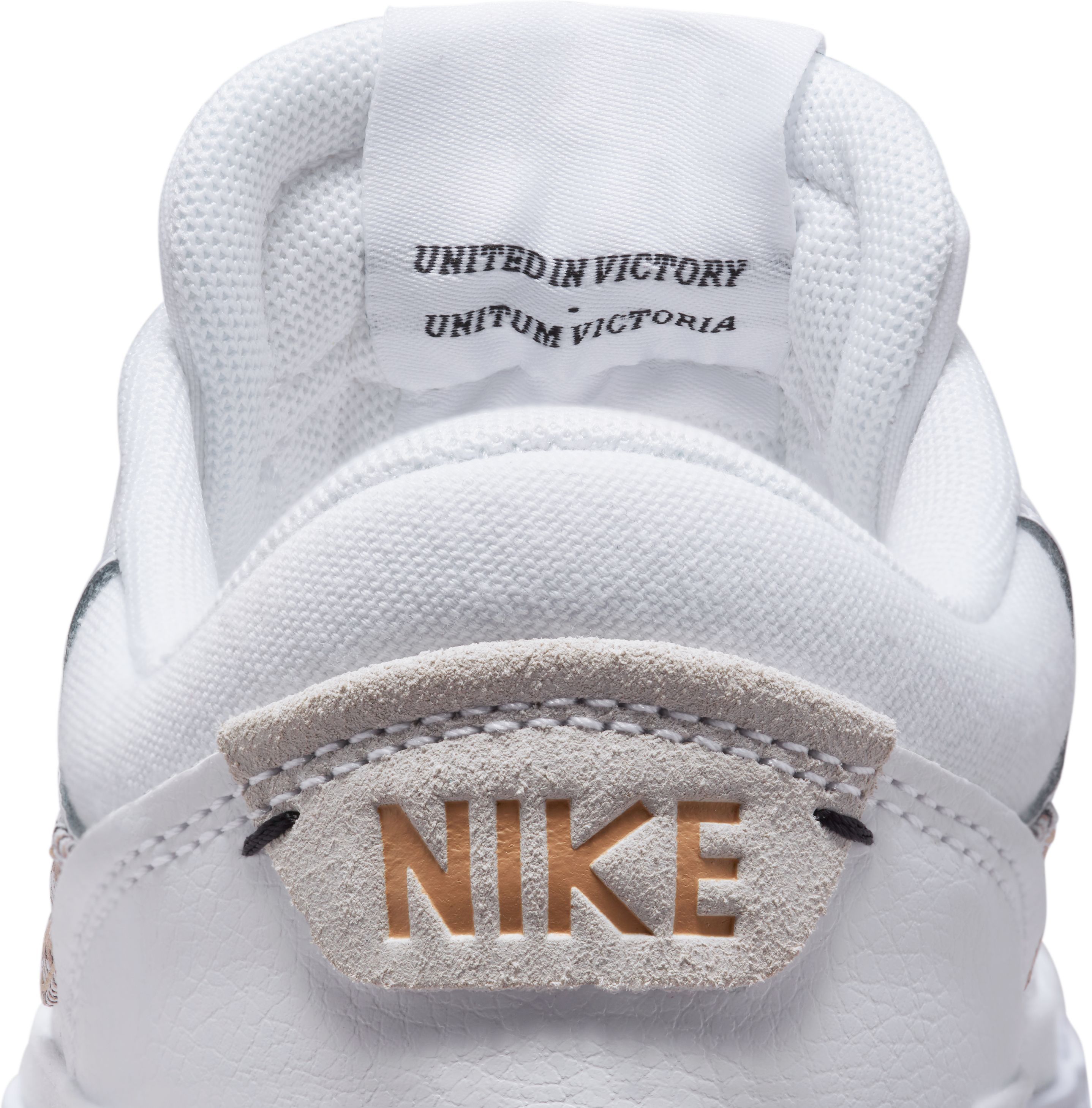 Nike Wmns Court Legacy Lift Nu Tenis blanco de mujer lifestyle