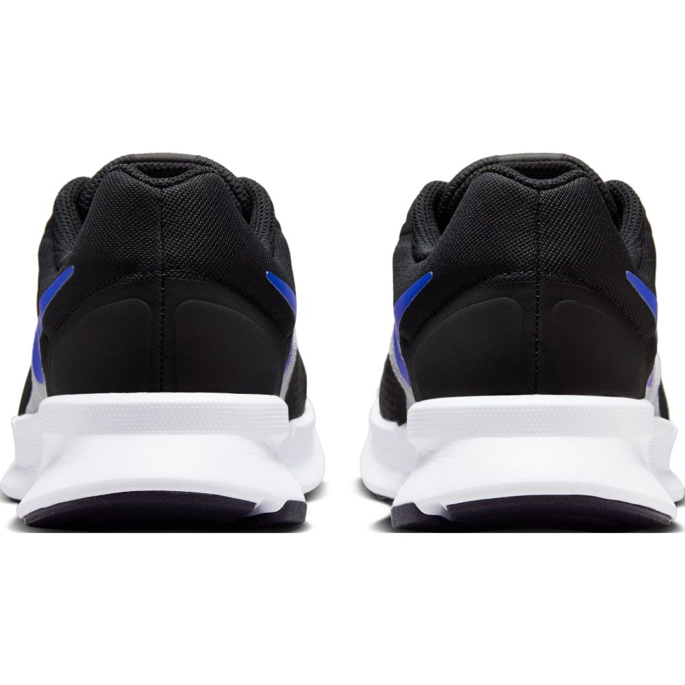 Nike Run Swift 3 Tenis negro de hombre para correr