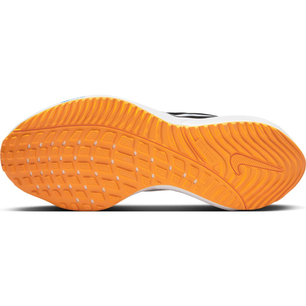 Nike Air Zoom Vomero 16 Tenis negro de hombre para correr