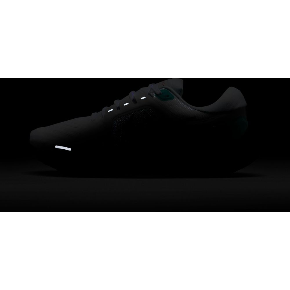 Nike Wmns Nike Air Zoom Vomero 16 Tenis blanco de mujer para correr