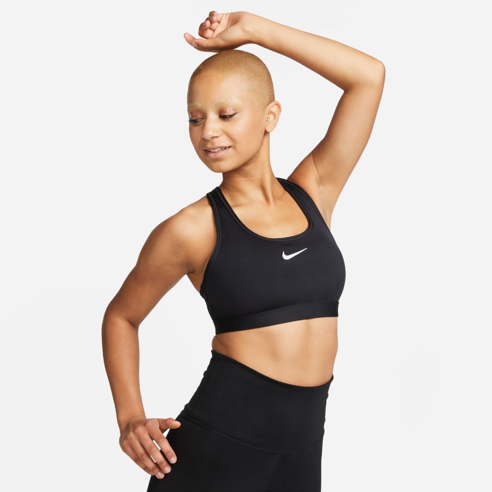 Nike W Nk Swsh Med Spt Bra Top negro de mujer para entrenamiento