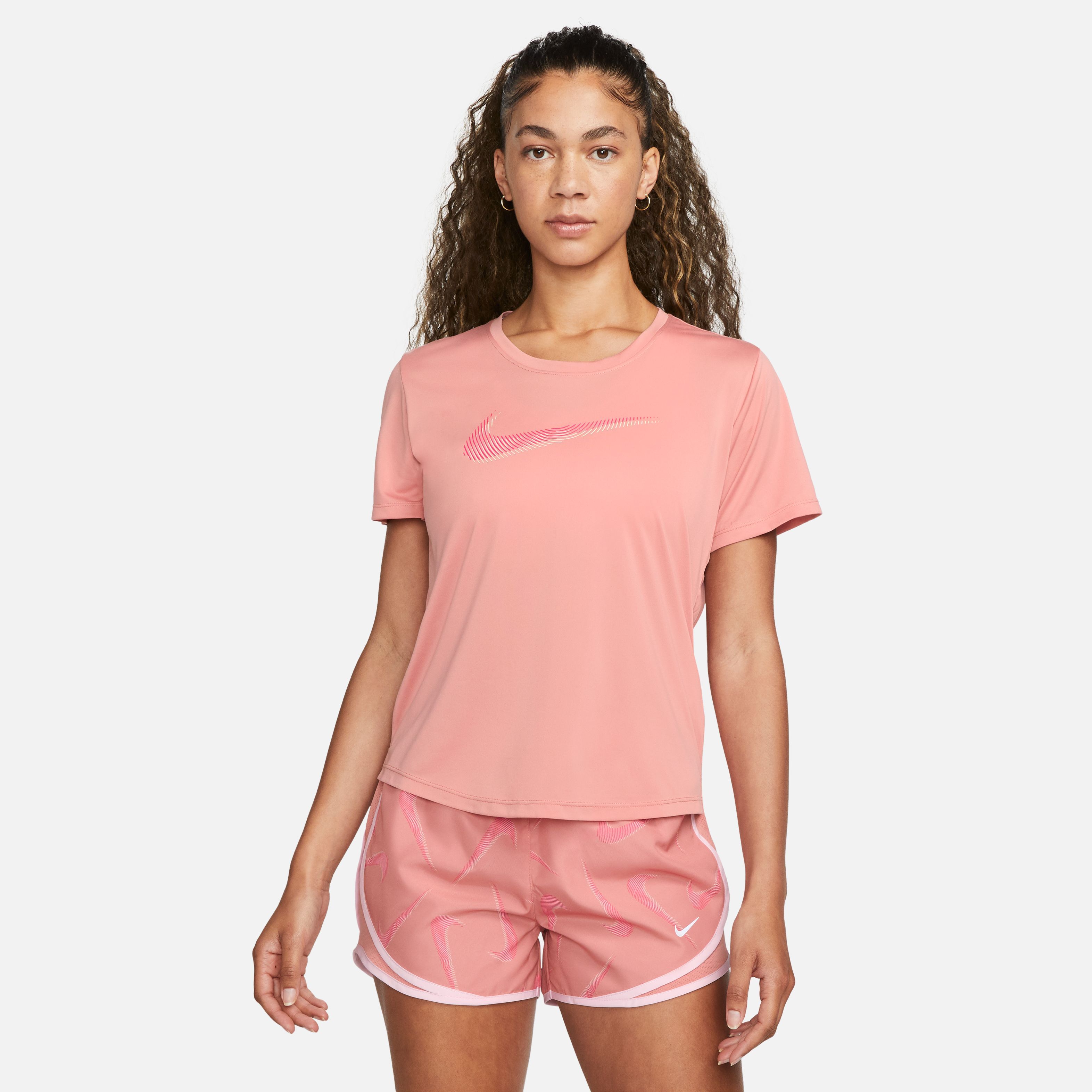 Nike W Nk Df Swoosh Hbr Ss Top Camiseta Manga Corta rosado de mujer para correr