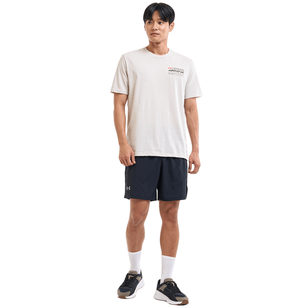 UA Launch 7  Short Pantaloneta negro de hombre para correr