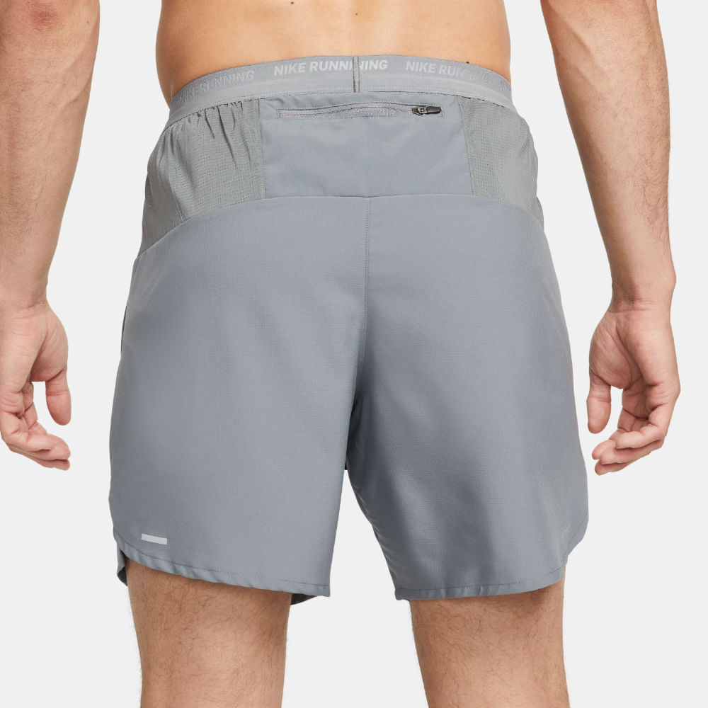 Nike M Nk Df Stride 7In Bf Shrt Pantaloneta gris de hombre para correr