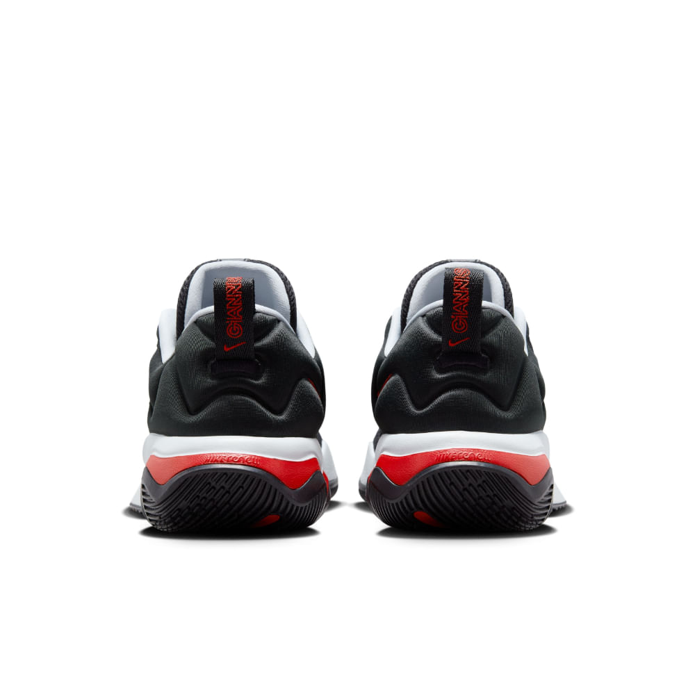 Nike Giannis Immortality 3 Tenis negro de hombre para baloncesto