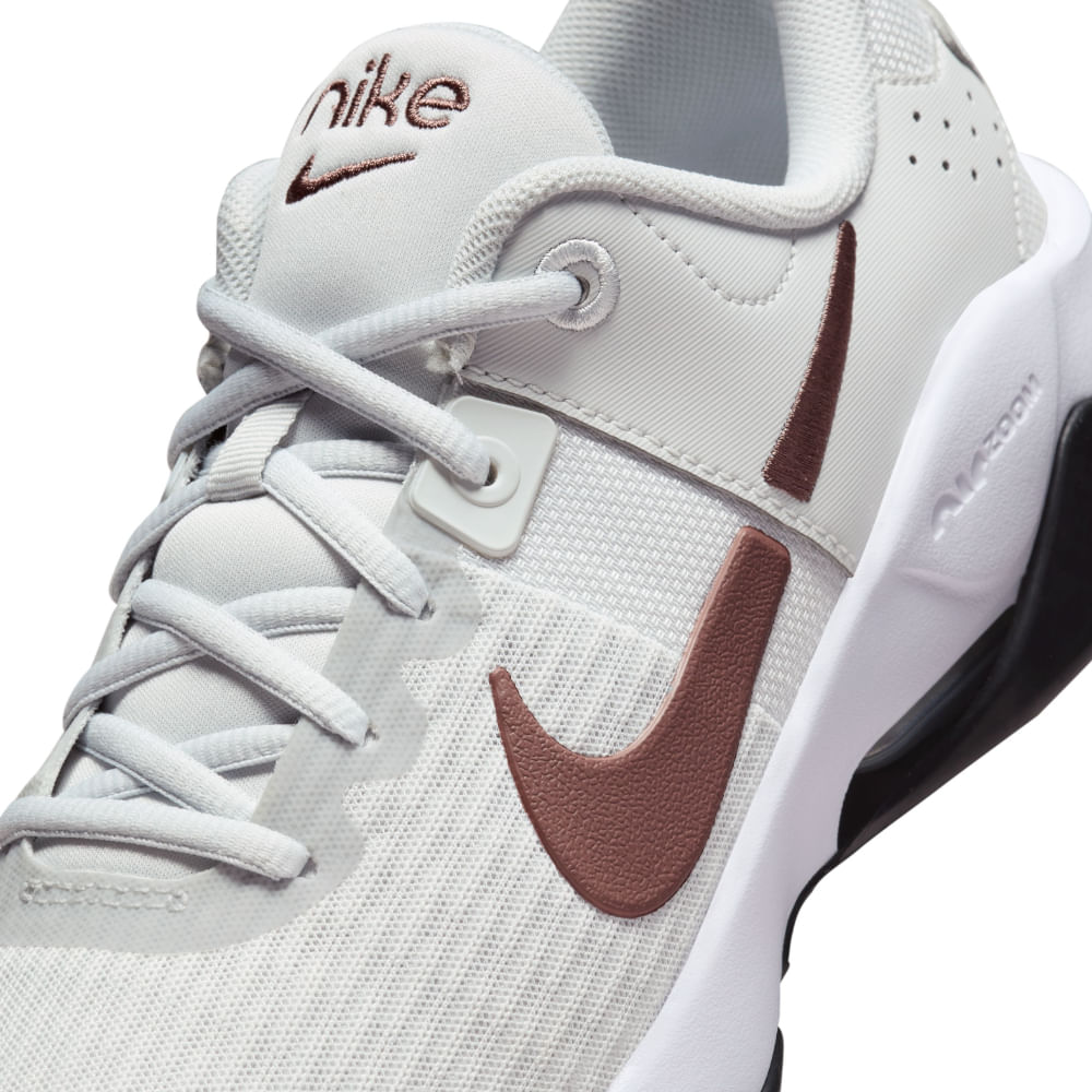 Nike W Nike Zoom Bella 6 Tenis gris de mujer para entrenamiento