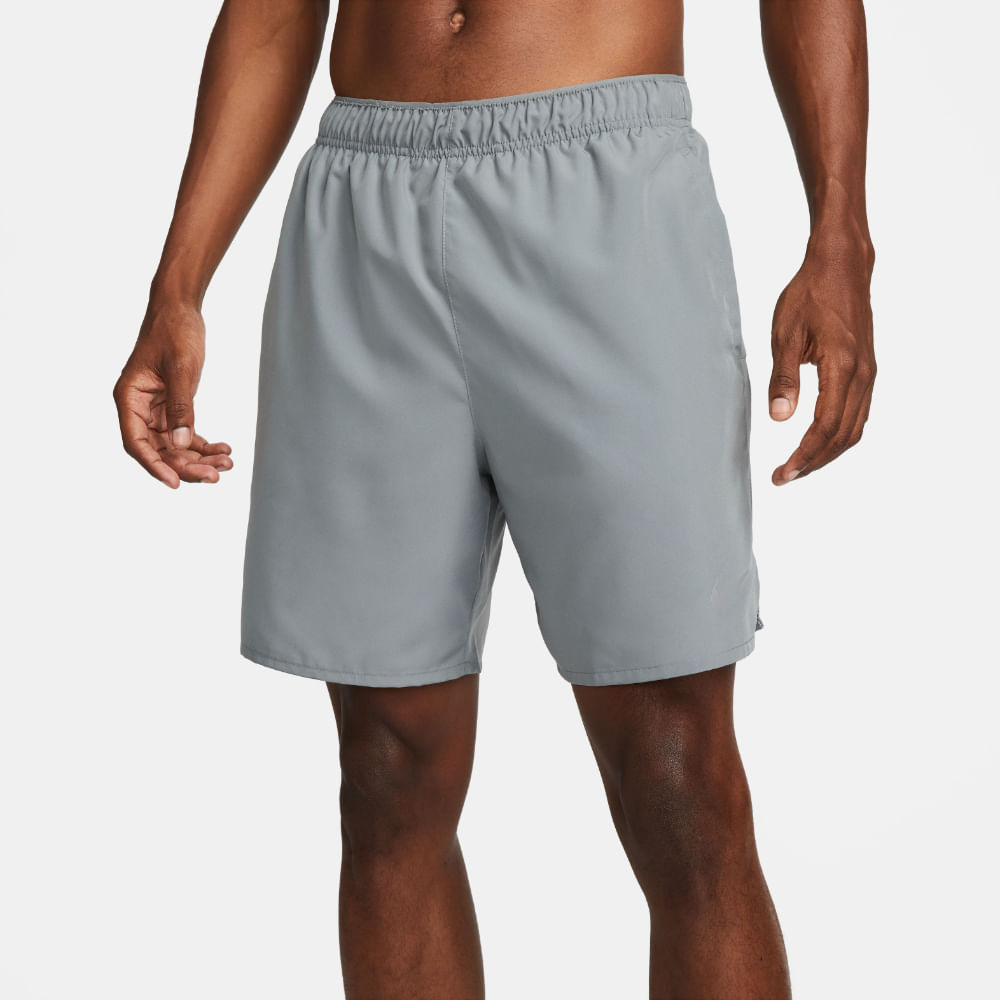 Nike M Nk Df Challenger 7Bf Short Pantaloneta gris de hombre para correr