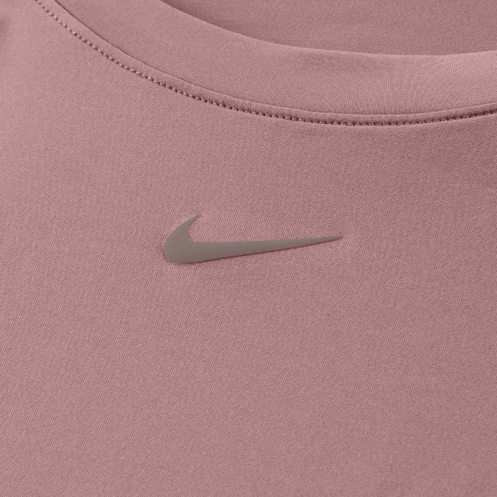 Nike W Nk One Fitted Df Ss Top Camiseta Manga Corta morado de mujer para entrenamiento