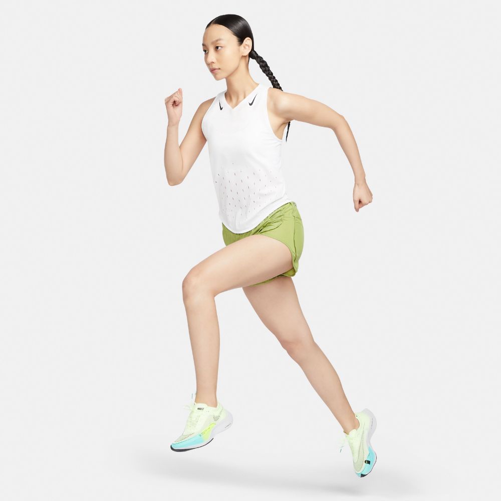 Nike W Nk Tempo Short Pantaloneta verde de mujer para correr