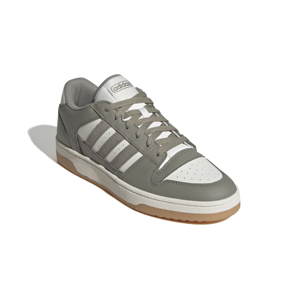 Adidas Tenis Break Start verde de hombre lifestyle