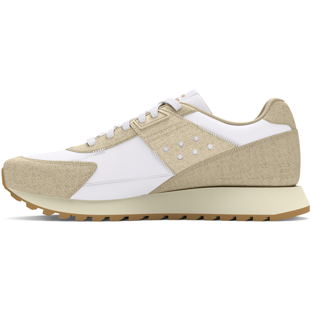 UA W Essential Runner Tenis blanco de mujer lifestyle